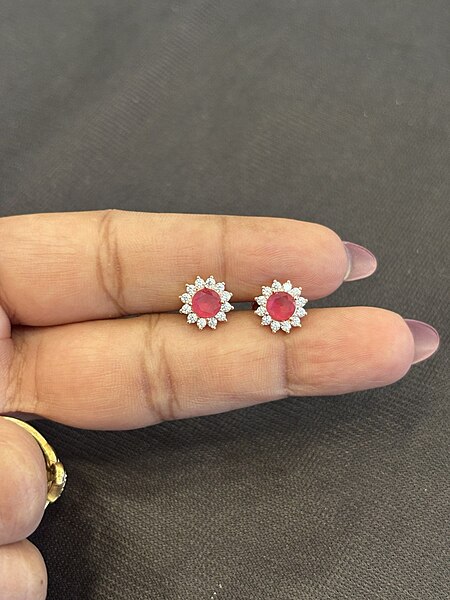 Silver red rose stud with rosegold finish