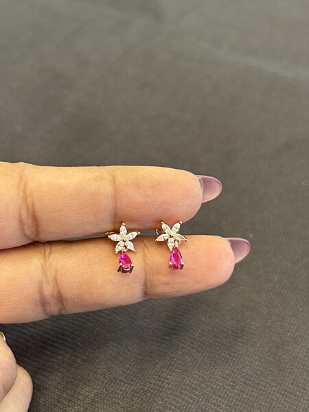 Silver nakshtra red droplet with rosegold finish