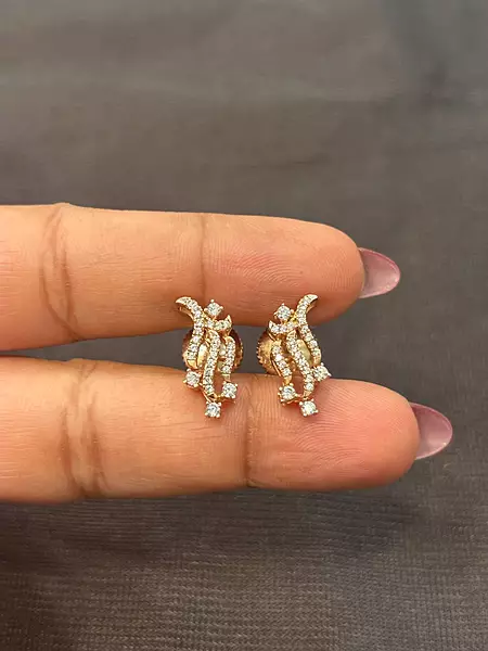 Silver anjali stud with rosegold finish