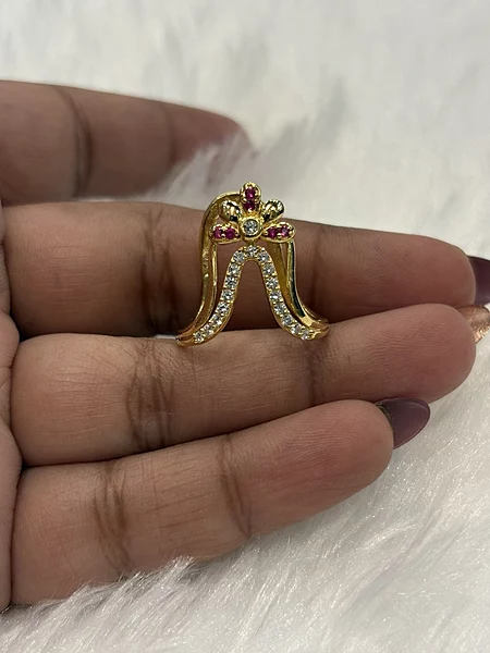 Silver multi poo red vangi ring with gold finish