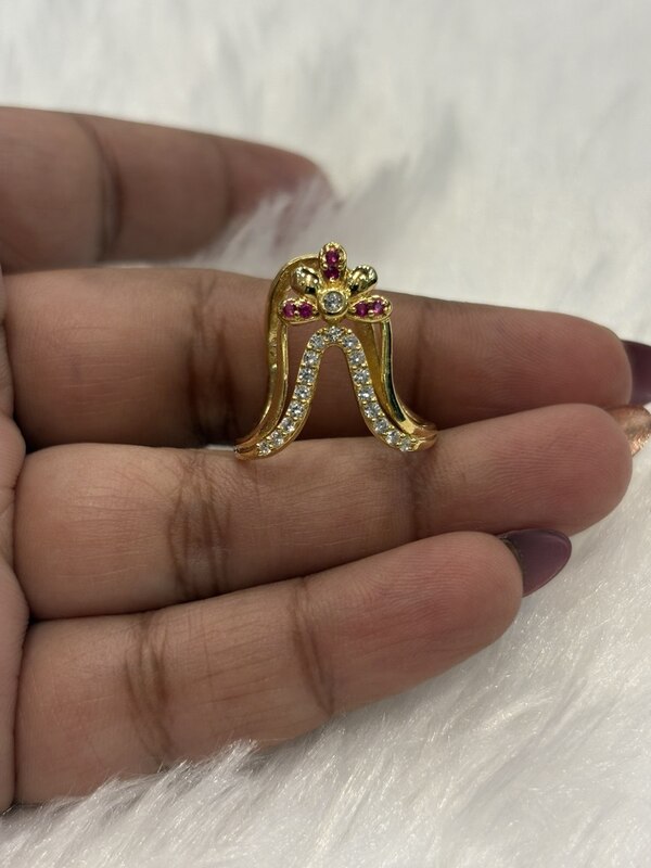 Silver multi poo red vangi ring with gold finish