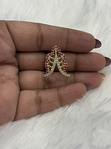 Silver red rose vangi ring with gold finish