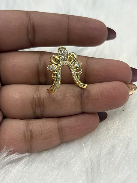 Silver white nila vangi ring with gold finish