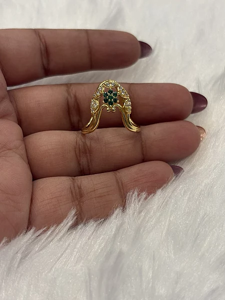 Silver green seven stone vangi ring with gold finish