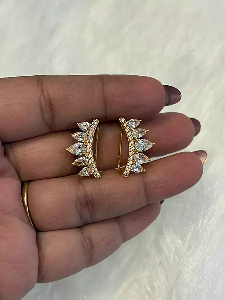 Silver crown bluetooth ear cuff with gold finish