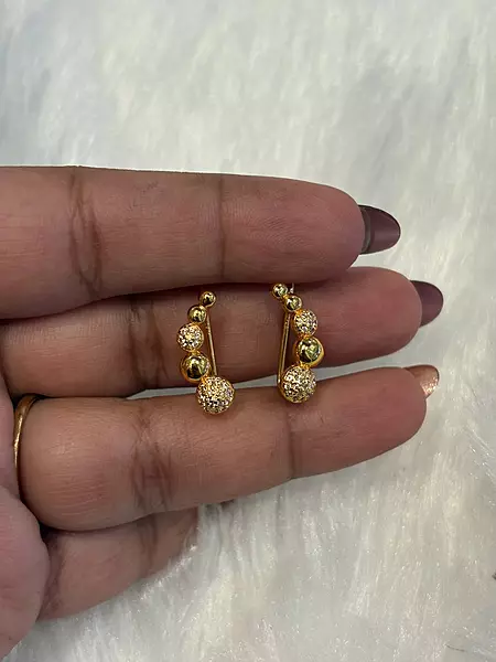 Silver aradhana ear cuff with gold finish