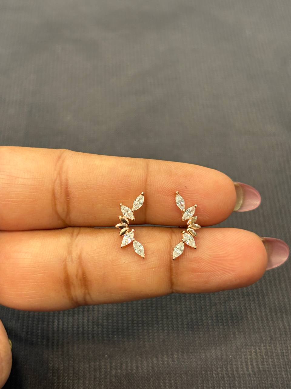 Silver adhirai second stud with rosegold finish