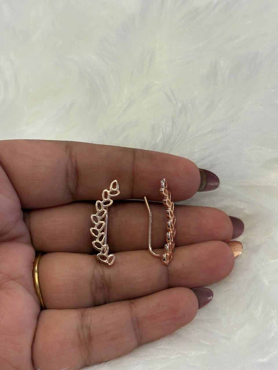 Silver kavi earcuff with rosegold finish