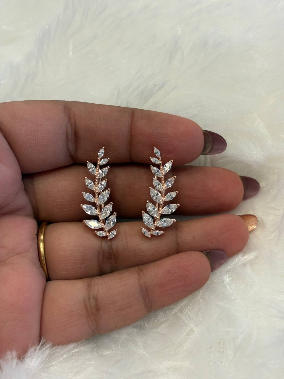 Silver illai 2 ear cuff with rosegold finish