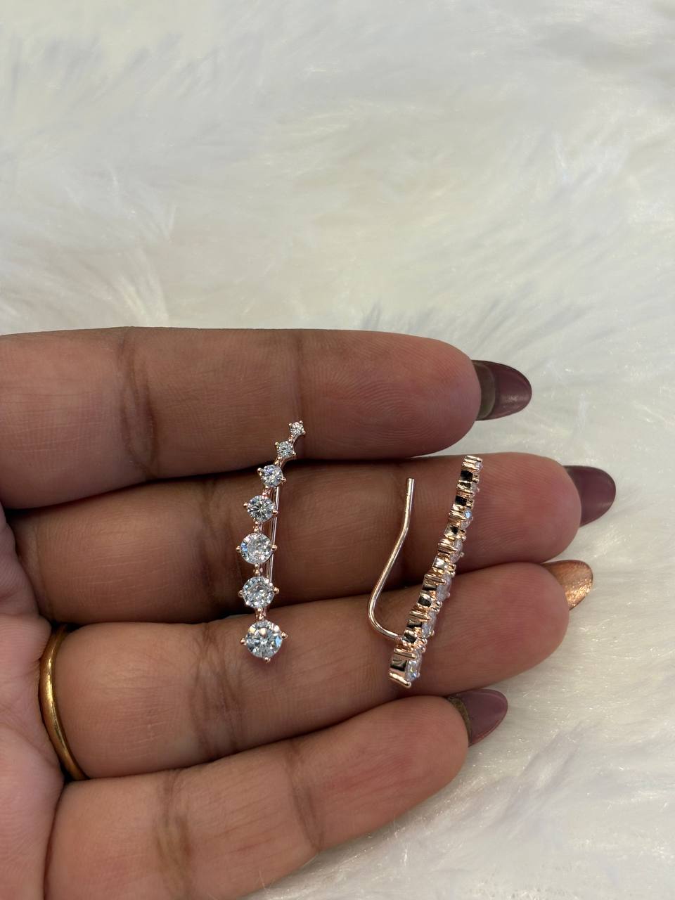 Silver iniya ear cuff with rosegold finish