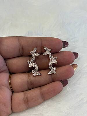 Silver athira ear cuff with rosegold finish