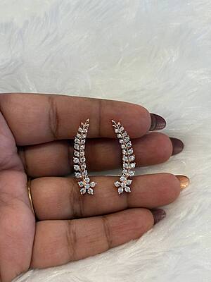 Silver zara ear cuff with rosegold finish