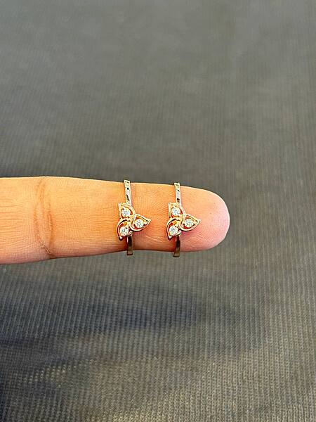 Silver malar stone toe ring with rosegold finish