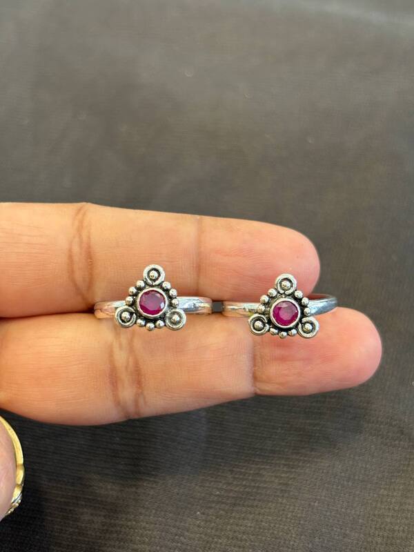 Silver mazhini red with antique finish