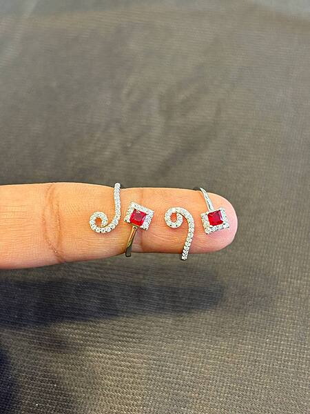 Silver box red stone toe ring