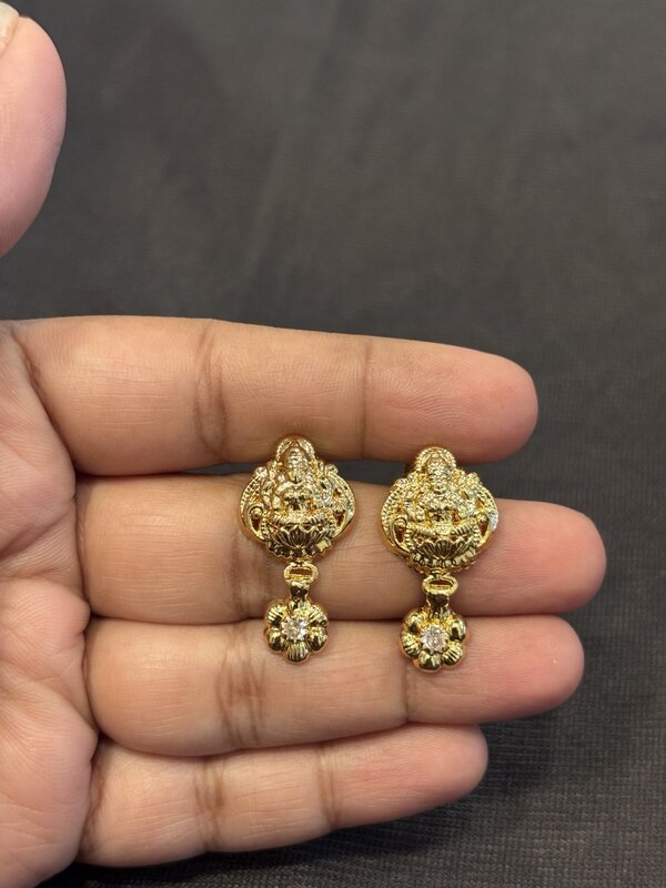 Silver white lakshmi stud with gold finish