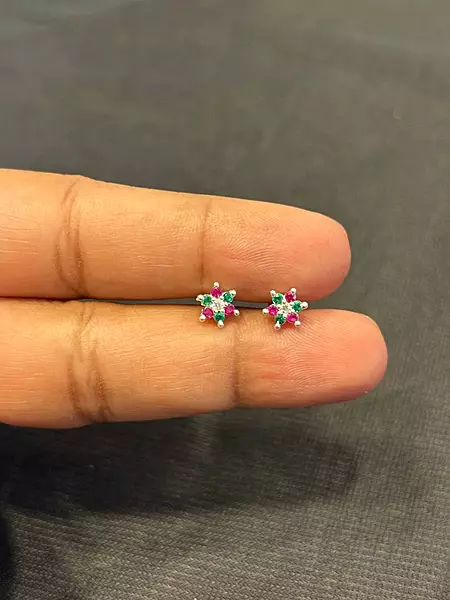 Silver multicolour stone second stud