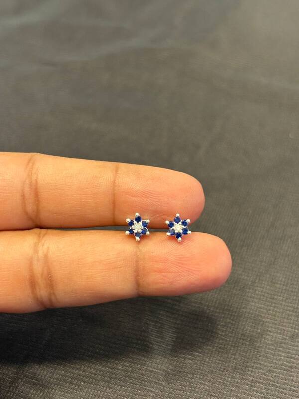 Silver dark blue second stud