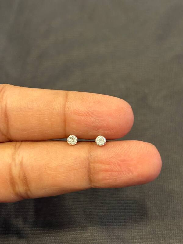 Silver single stone second stud