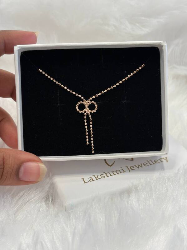 Silver infinnity chain with rosegold finish