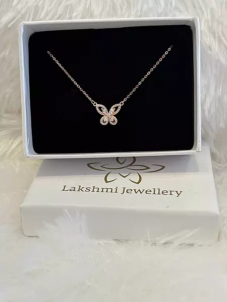 Silver butterfly1 chain with rosegold finish