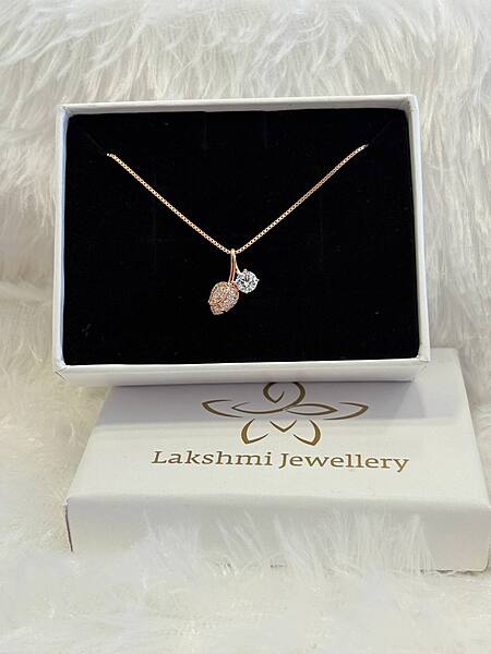 Silver roja chain with rosegold finish