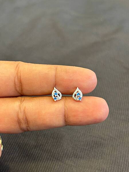 Silver bluie karthigai stud