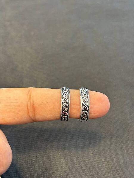 Silver aradhana toe ring with antique finsh