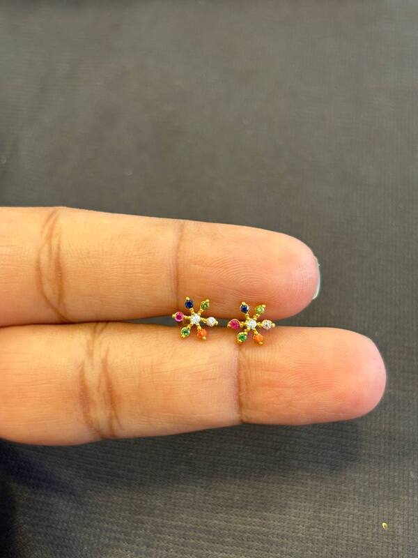 Multicolour 9 carat gold stud