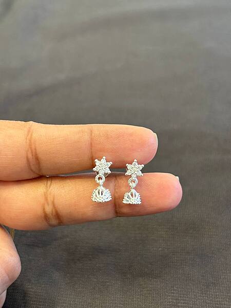 Silver white stone jimiki