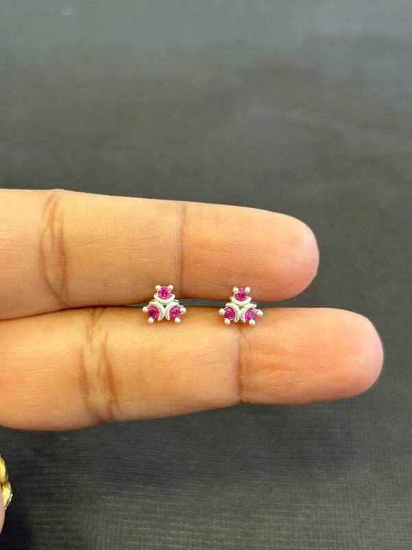 Silver red tri stone stud