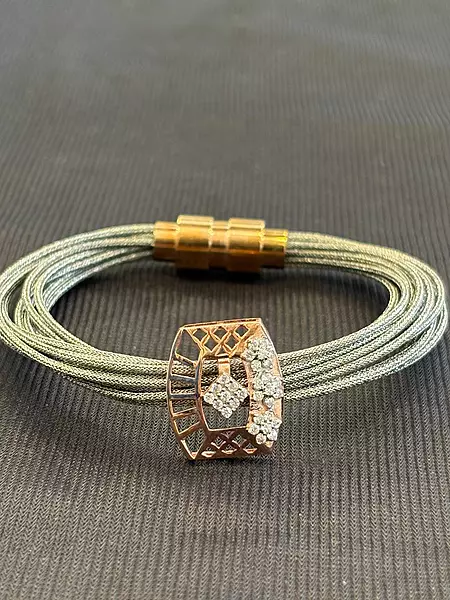 Silver sena magnetic cuff with rosegold finish