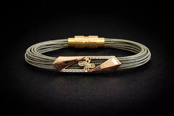 Silver aradhana magnetic cuff with rosegold finish