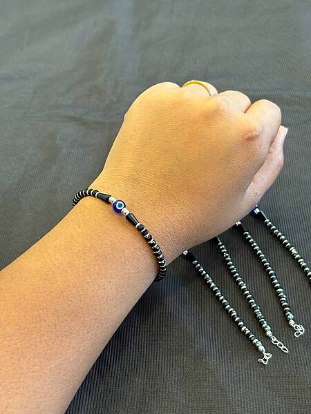 Silver evil eye bracelet with rosegold finish