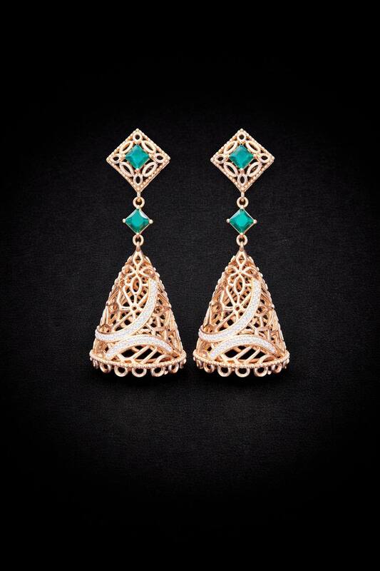 Silver karthiga stud with rosegold finish