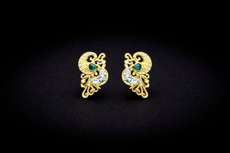 Silver margazhi green stud with rosegold finish