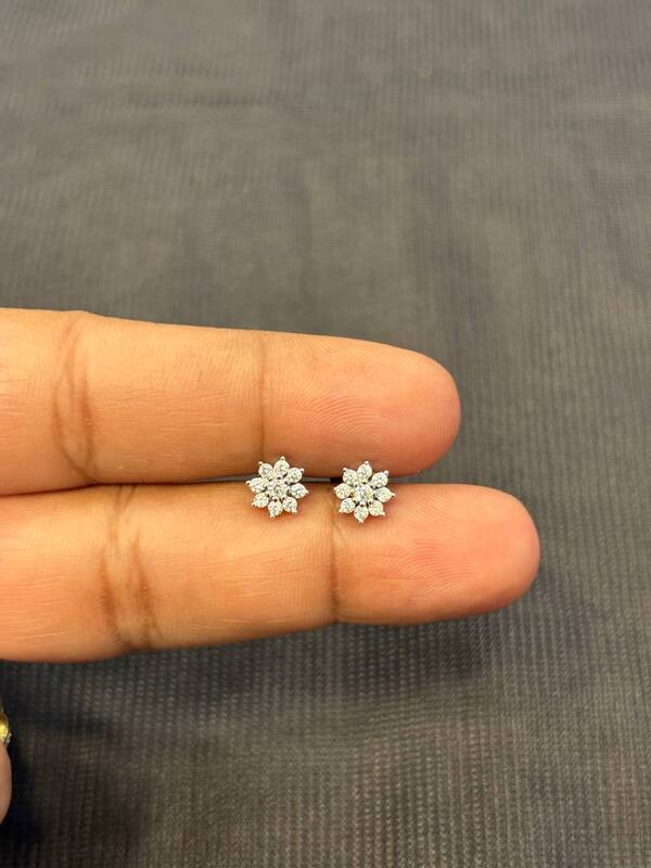 Silver 9 stone stud