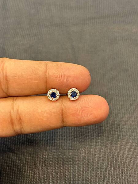 Silver white blue stud with rosegold finish