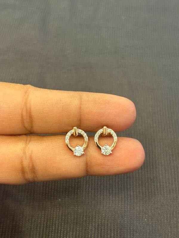 Silver casting stud with rosegold finish