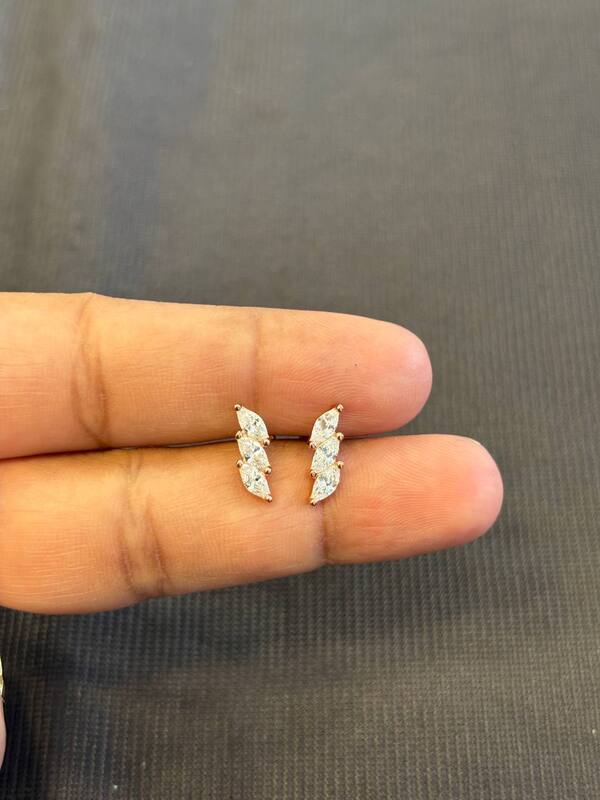 Silver leaf1 second stud with rosegold finish