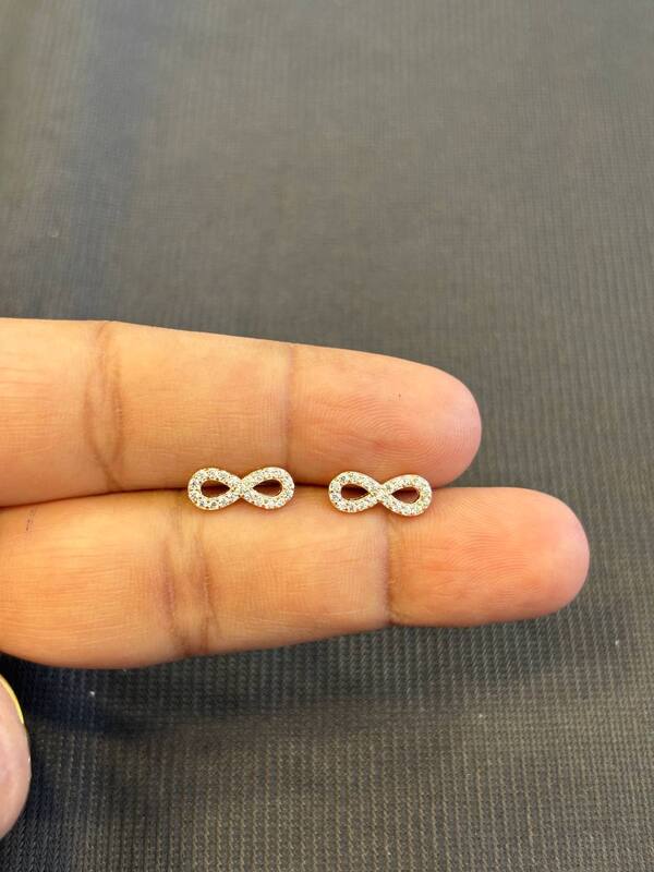 Silver infinity second stud with rosegold finish