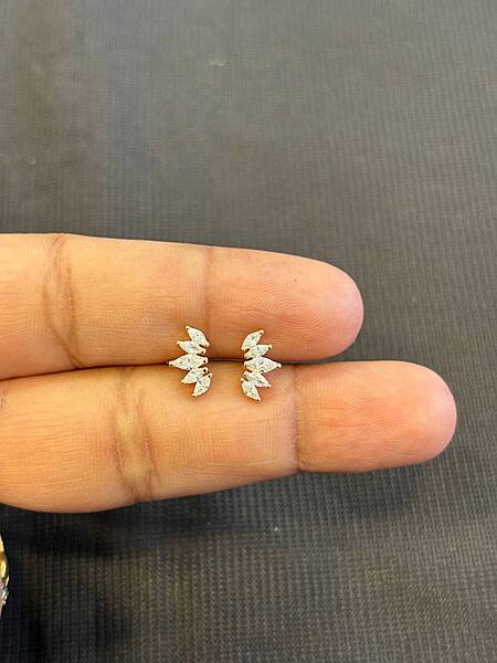 Silver five petal second stud with rosegold finish