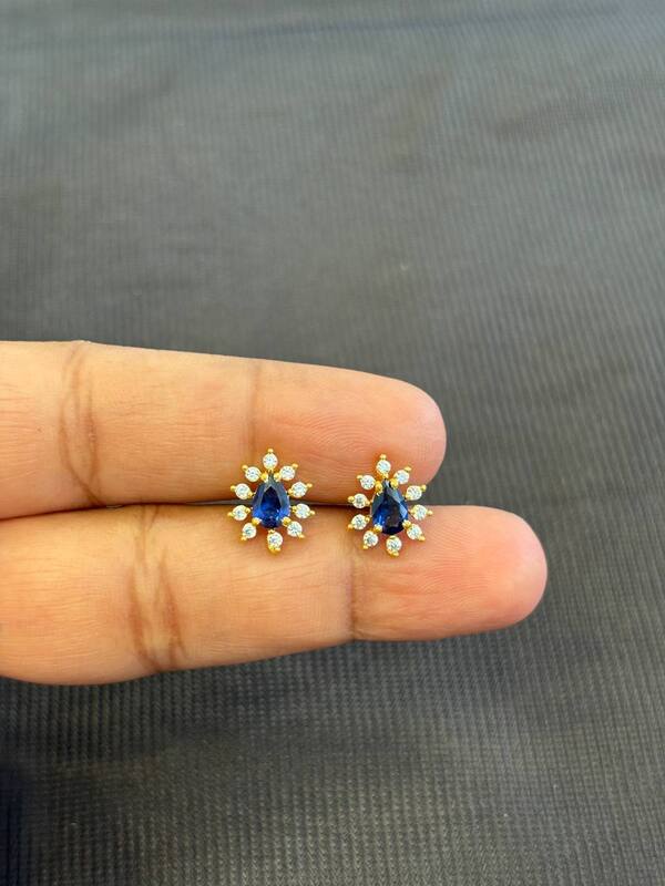Silver bluie stone stud with gold finish