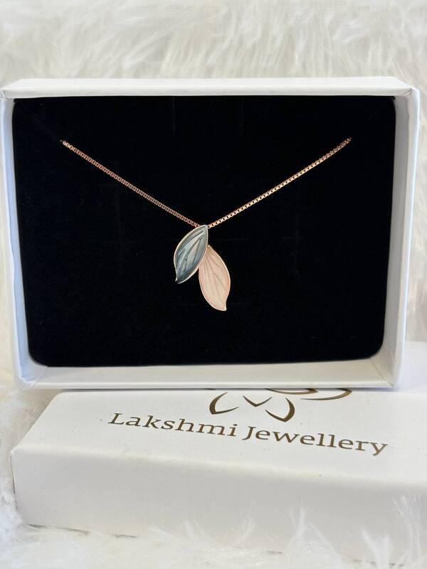Silver double leaf chain with rosegold finish