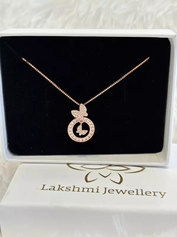 Silver double butterfiely chain with rosegold finish
