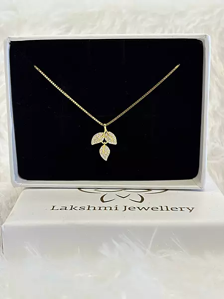 Silver thulir illai chian with gold finish