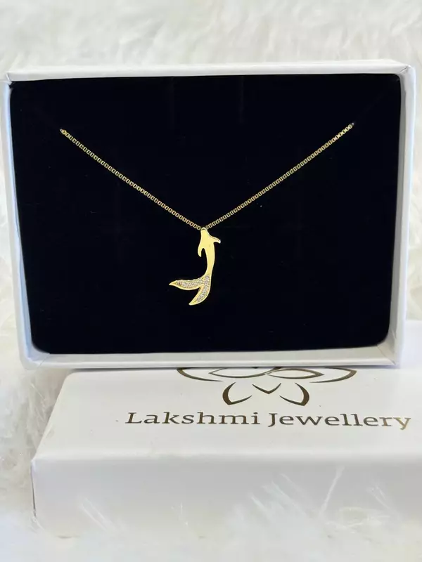 Silver anchor chain with gold finish