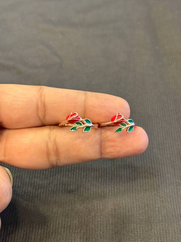 Silver multi elai toe ring with rosegold finish