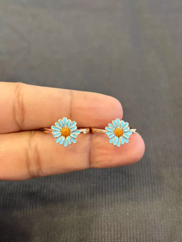 Silver blue toe ring with rosegold finish