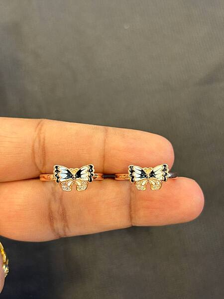 Silver kurinji butterfly toe ring with rosegold finish